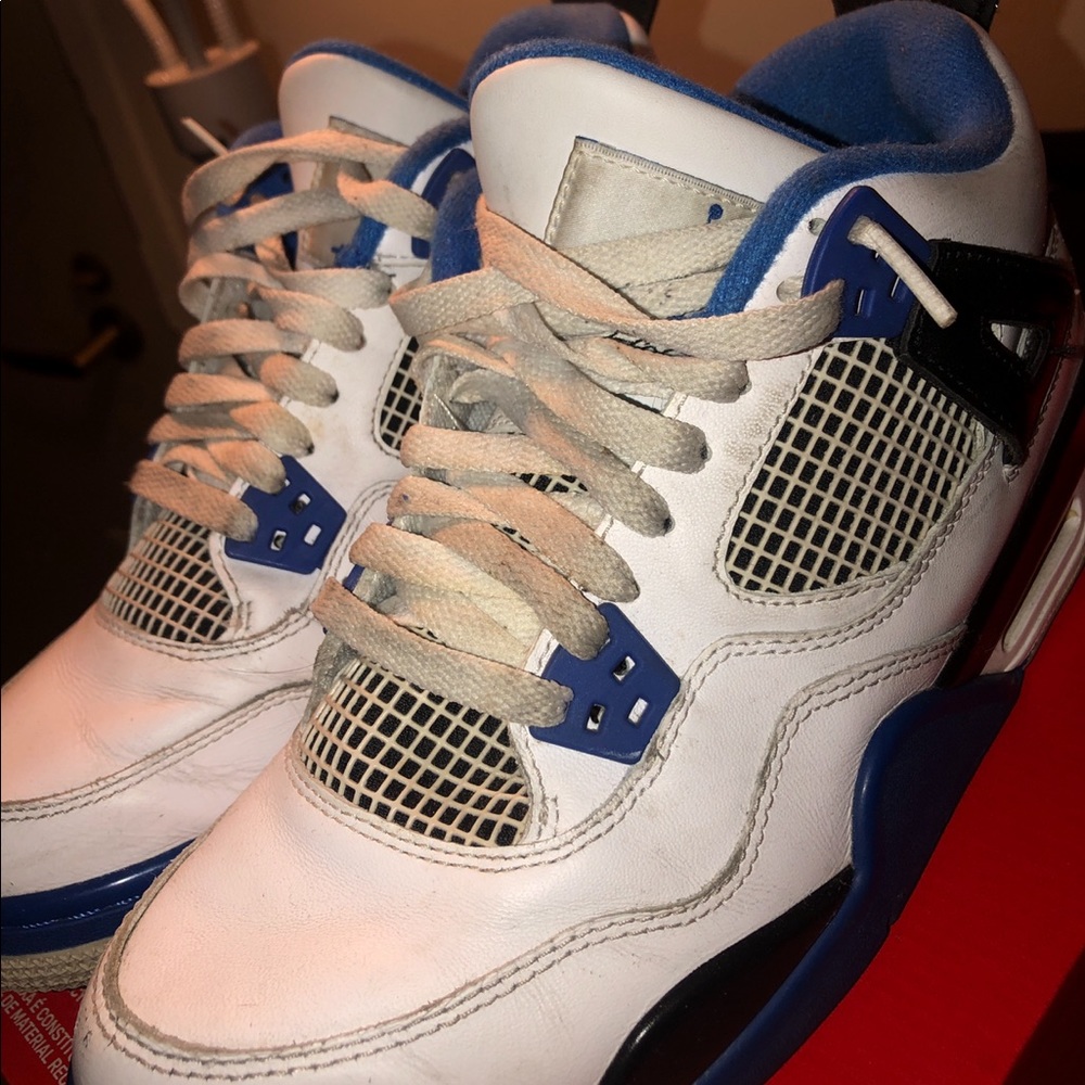 Air Jordan 4s